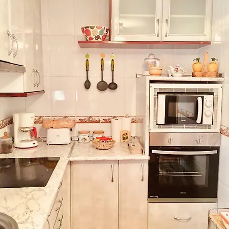 El Descanso Nyaraló Rades de Abajo